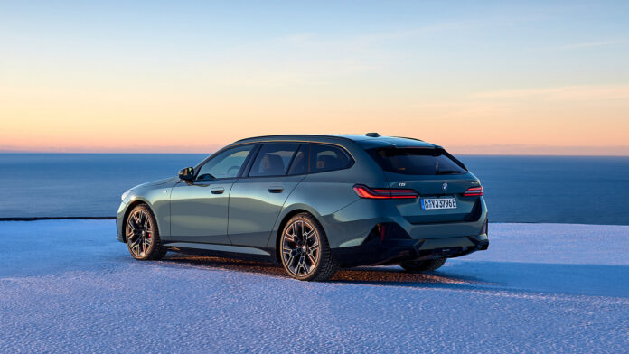 BMW i5 Touring